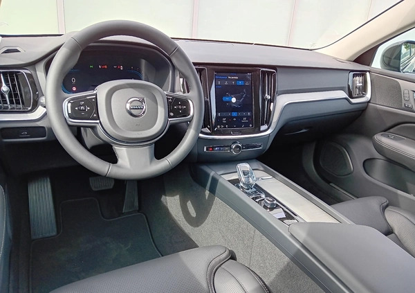 Volvo V60 cena 220999 przebieg: 10, rok produkcji 2024 z Nowy Targ małe 92